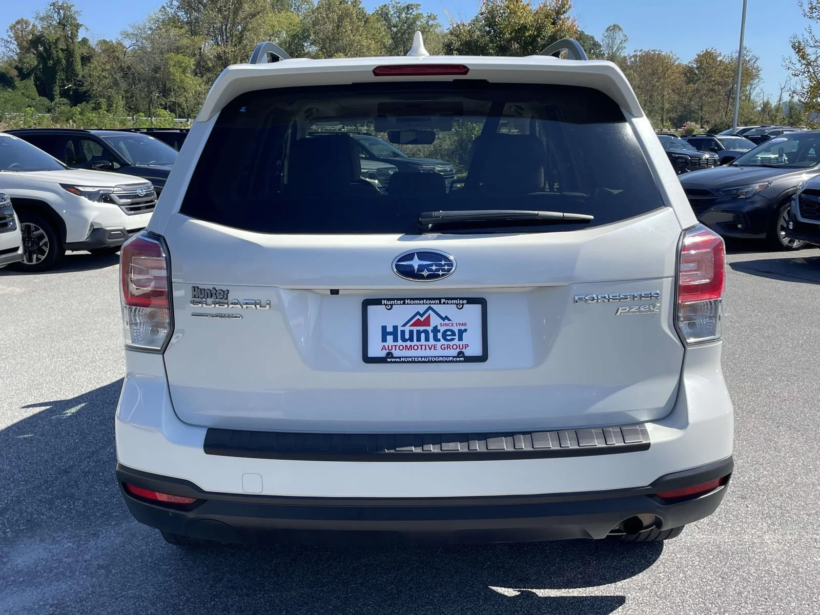 Used 2017 Crystal White Pearl Subaru Premium image 31