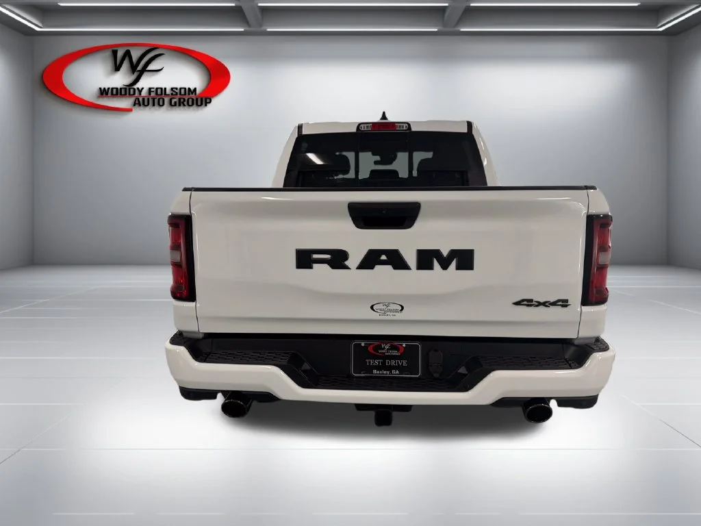 New 2027 Bright White Clear-Coat Exterior Paint RAM Express image 7