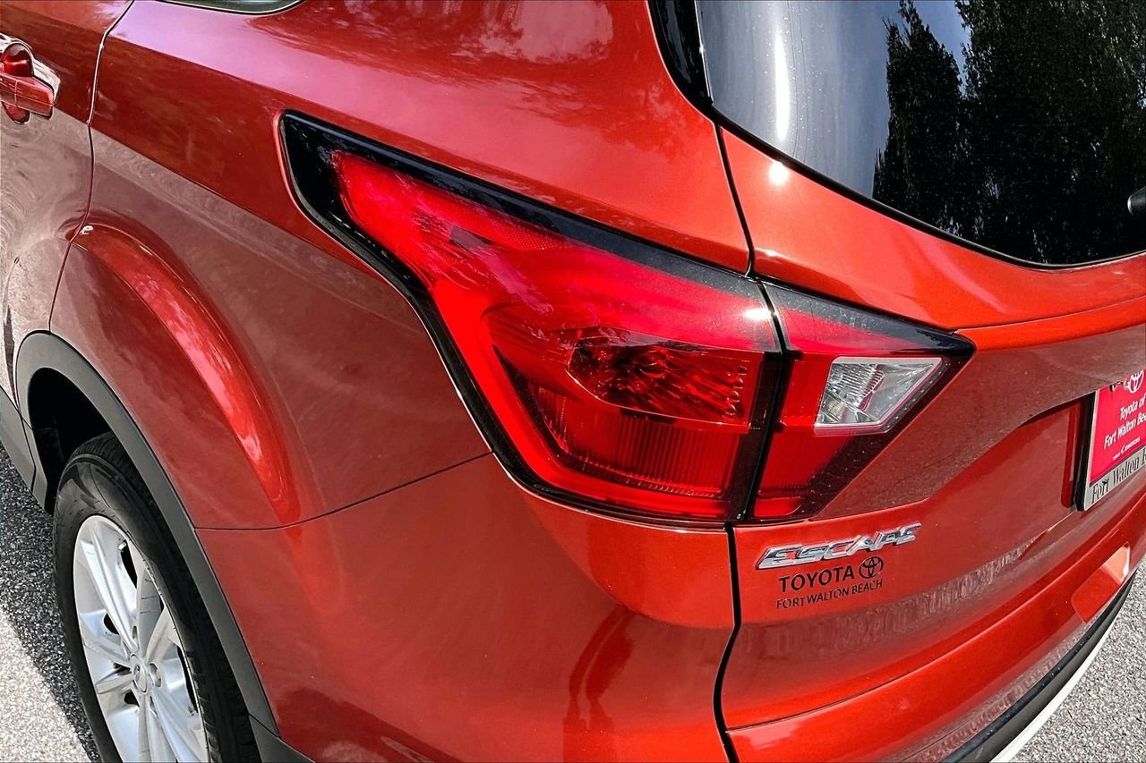 Used 2019 Orange Ford SEL image 20