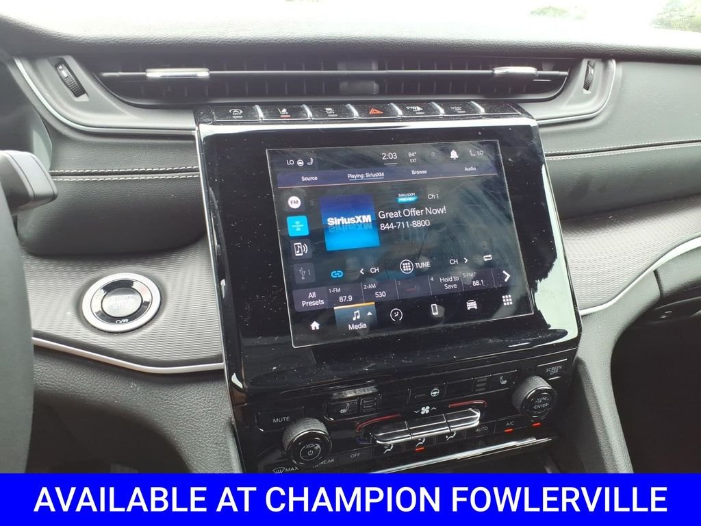 Used 2024 Black Jeep Altitude X image 21