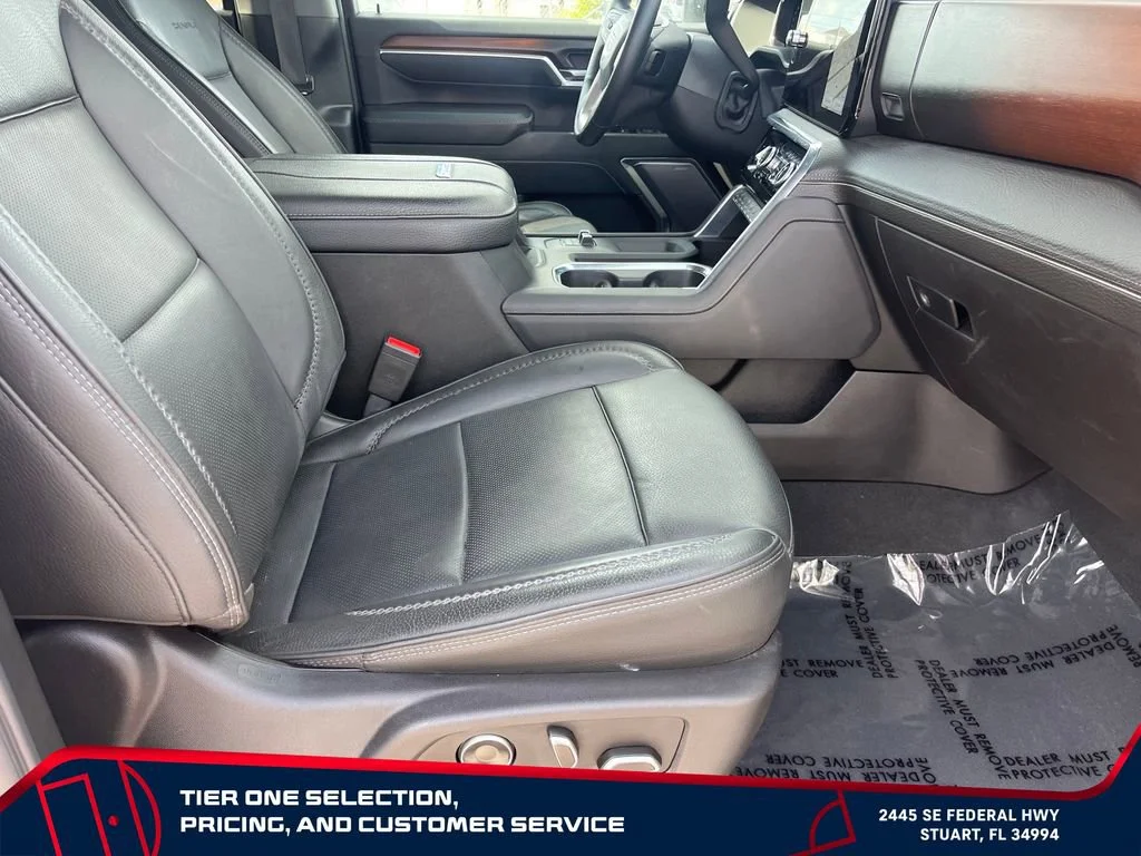 Used 2025 Summit White GMC Denali image 19