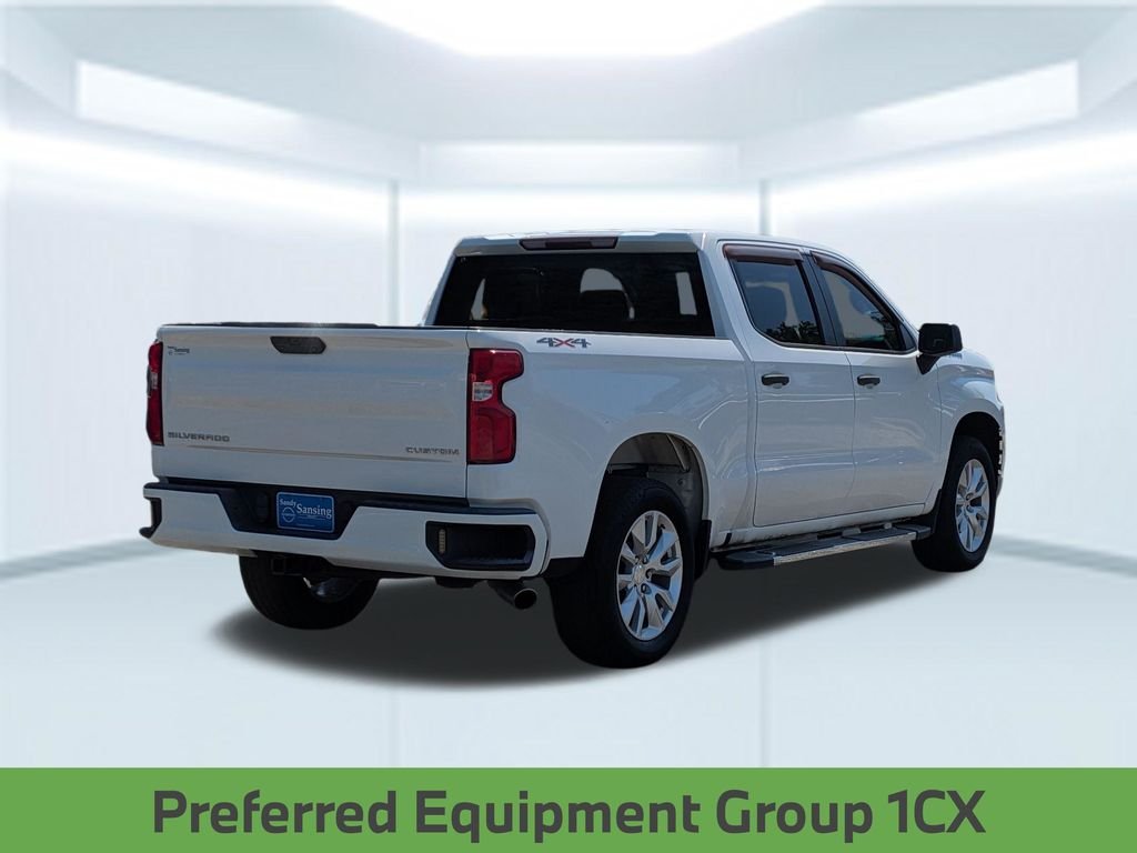Used 2020 White Chevrolet Custom image 7