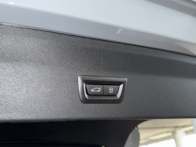 Used 2024 Brooklyn Grey Metallic BMW M40i image 14