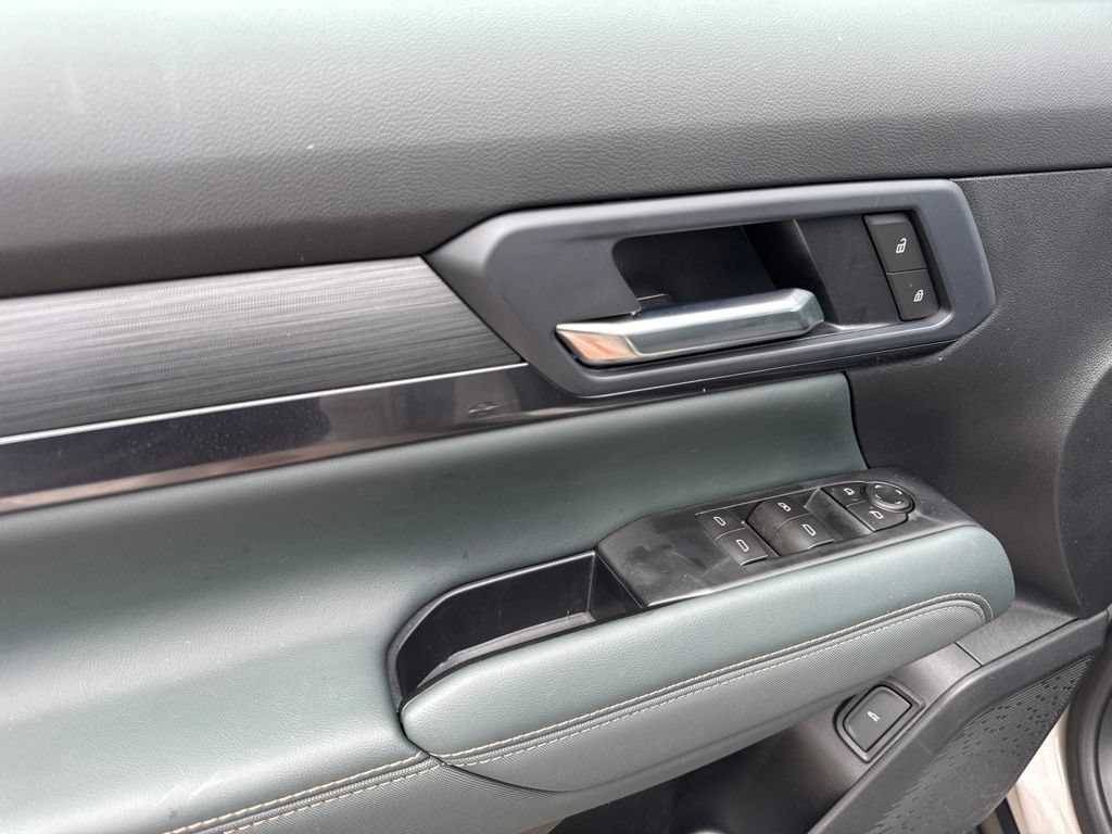 2026 GMC Terrain AT4 - Photo 8