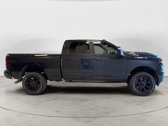 New 2026 Blue Ram Laramie image 7