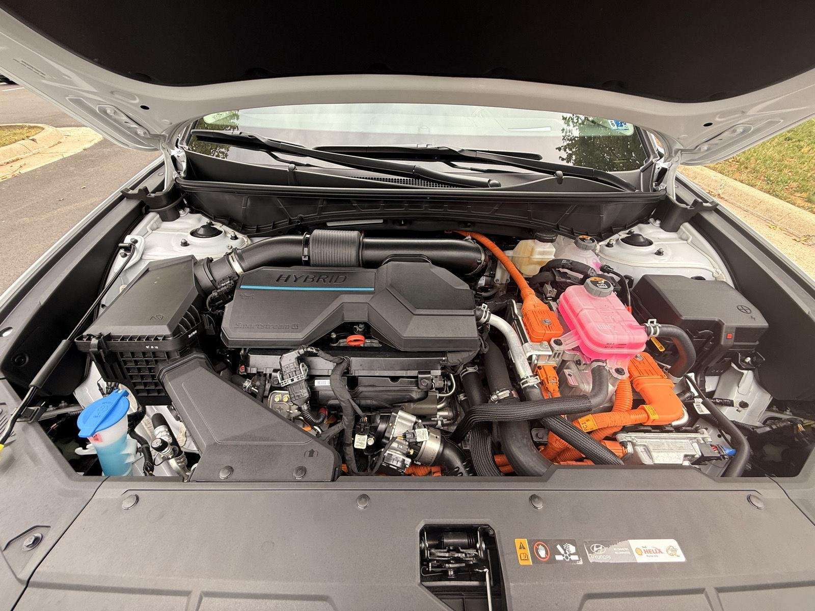 2025 Hyundai Tucson Limited - Photo 11