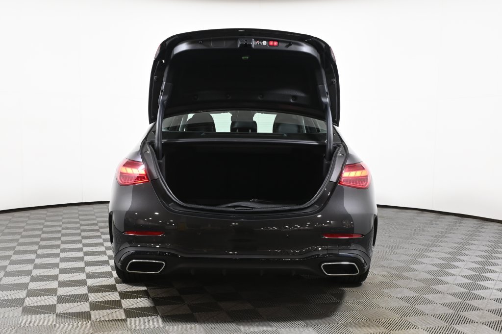Used 2026 Graphite Grey Metallic Mercedes-Benz C 300 image 33