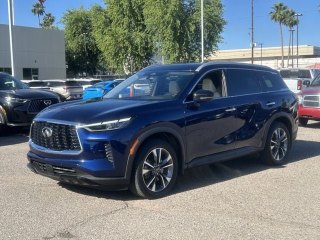 2023 INFINITI QX60 LUXE