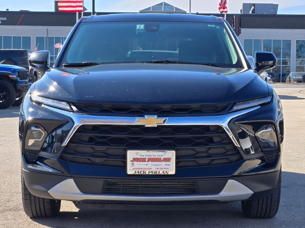 Used 2025 Black Chevrolet LT image 2