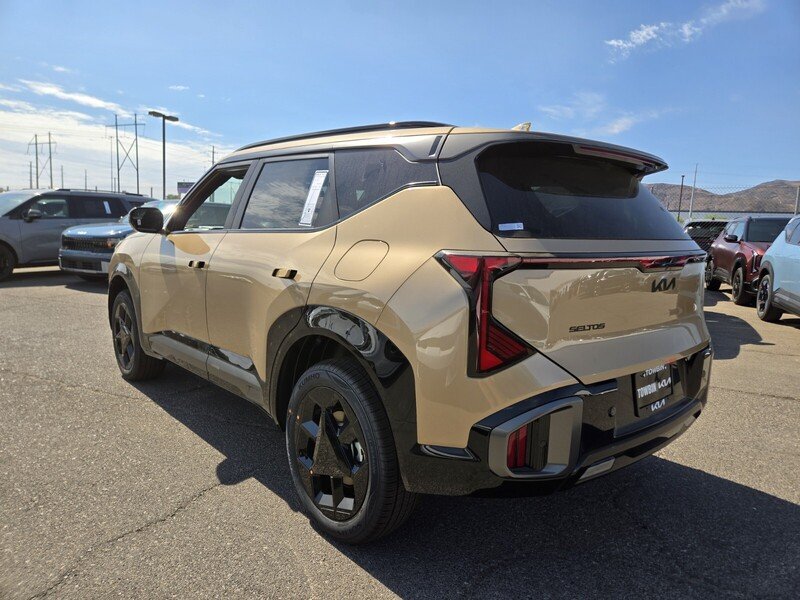 New 2027 Terrain Brown Kia X-Line S image 4