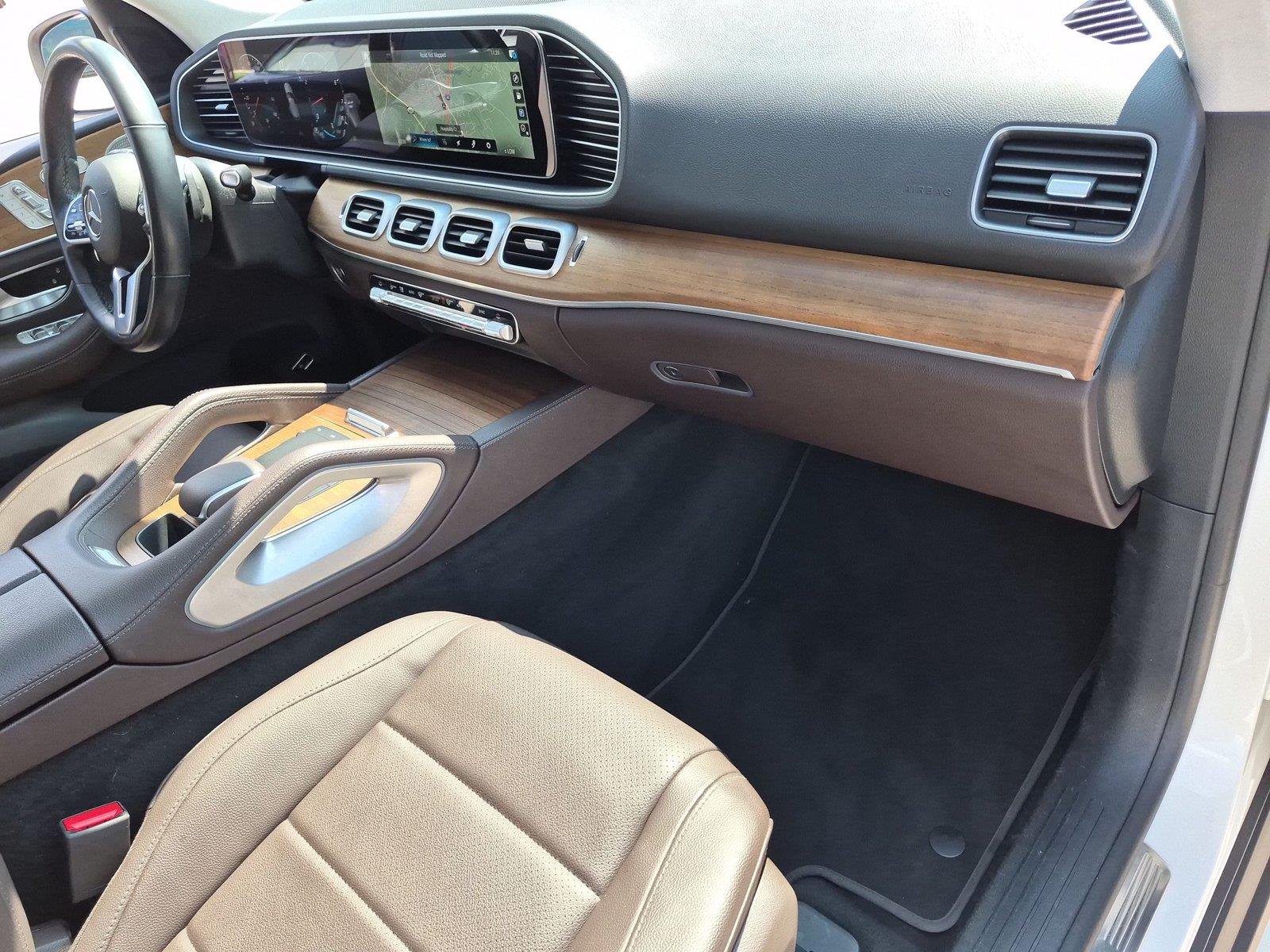 Used 2022 MANUFAKTUR Diamond White Bright Mercedes-Benz GLE 350 image 40
