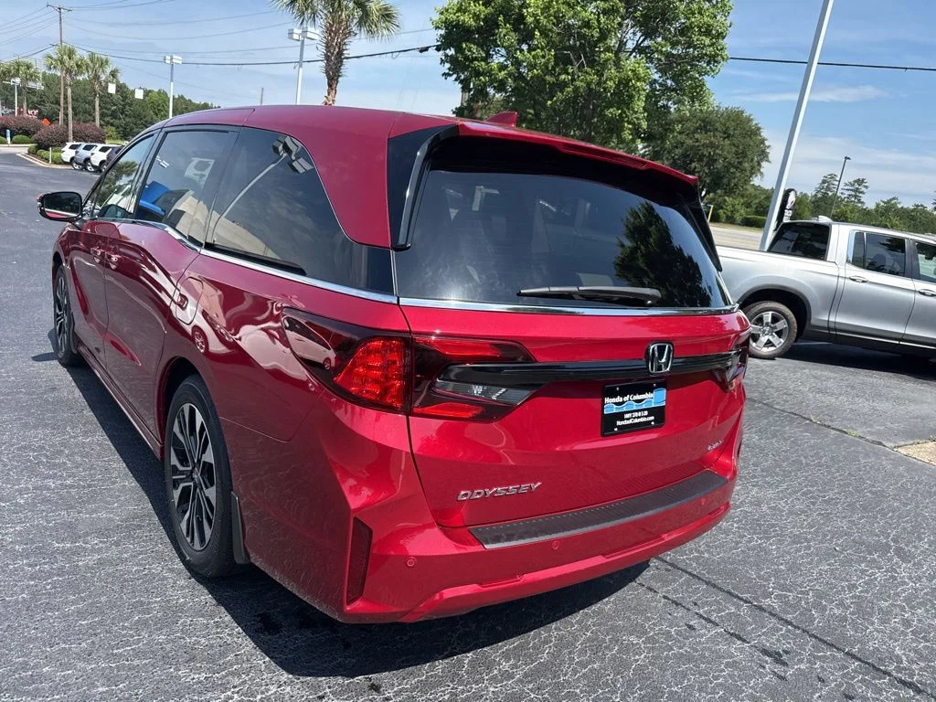 New 2026 Radiant Red Metallic II Honda Elite image 5