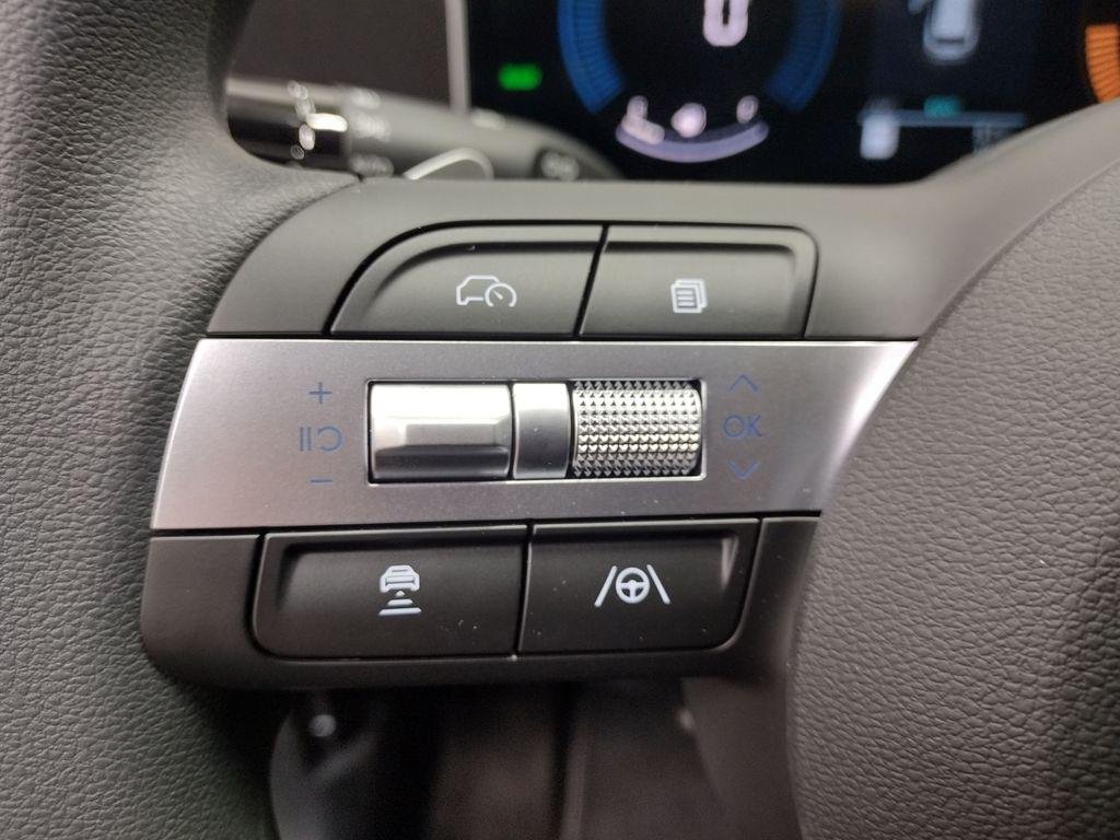 New 2026 White Pearl Hyundai Blue SE image 28