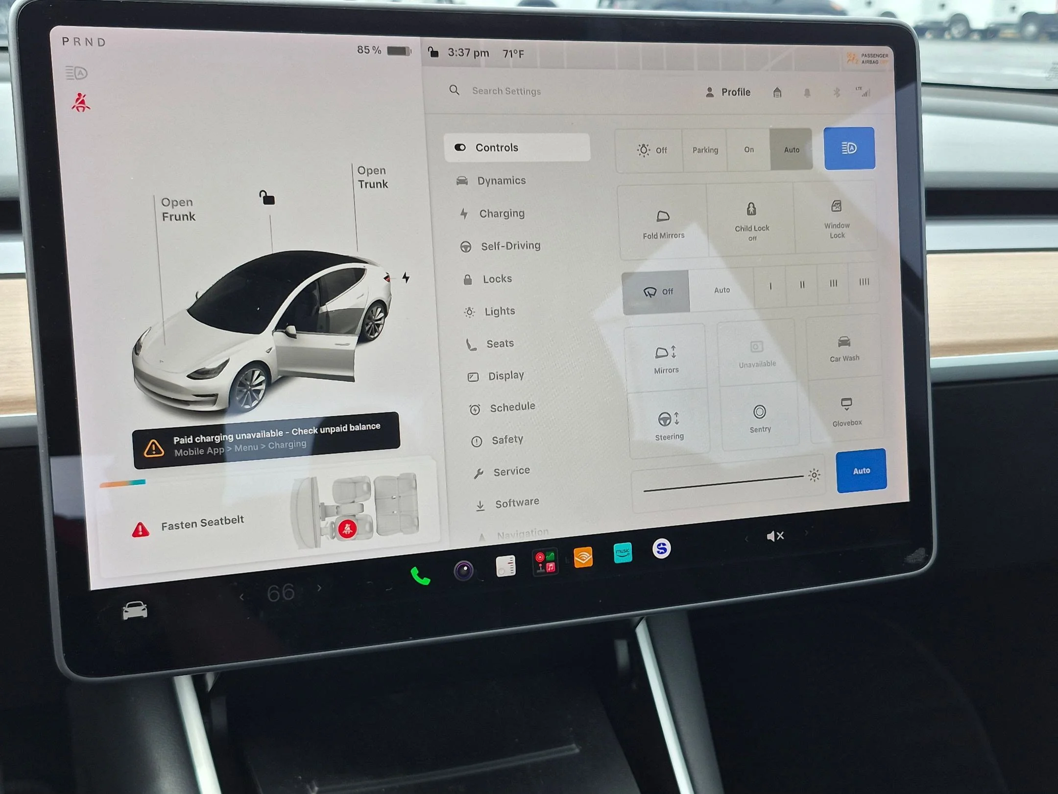 Used 2018 White Tesla Mid Range Battery image 19