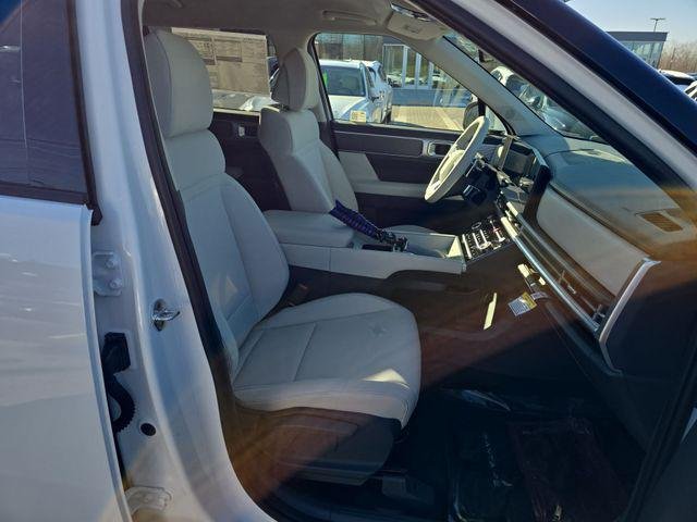 New 2026 White Hyundai SE AWD image 24