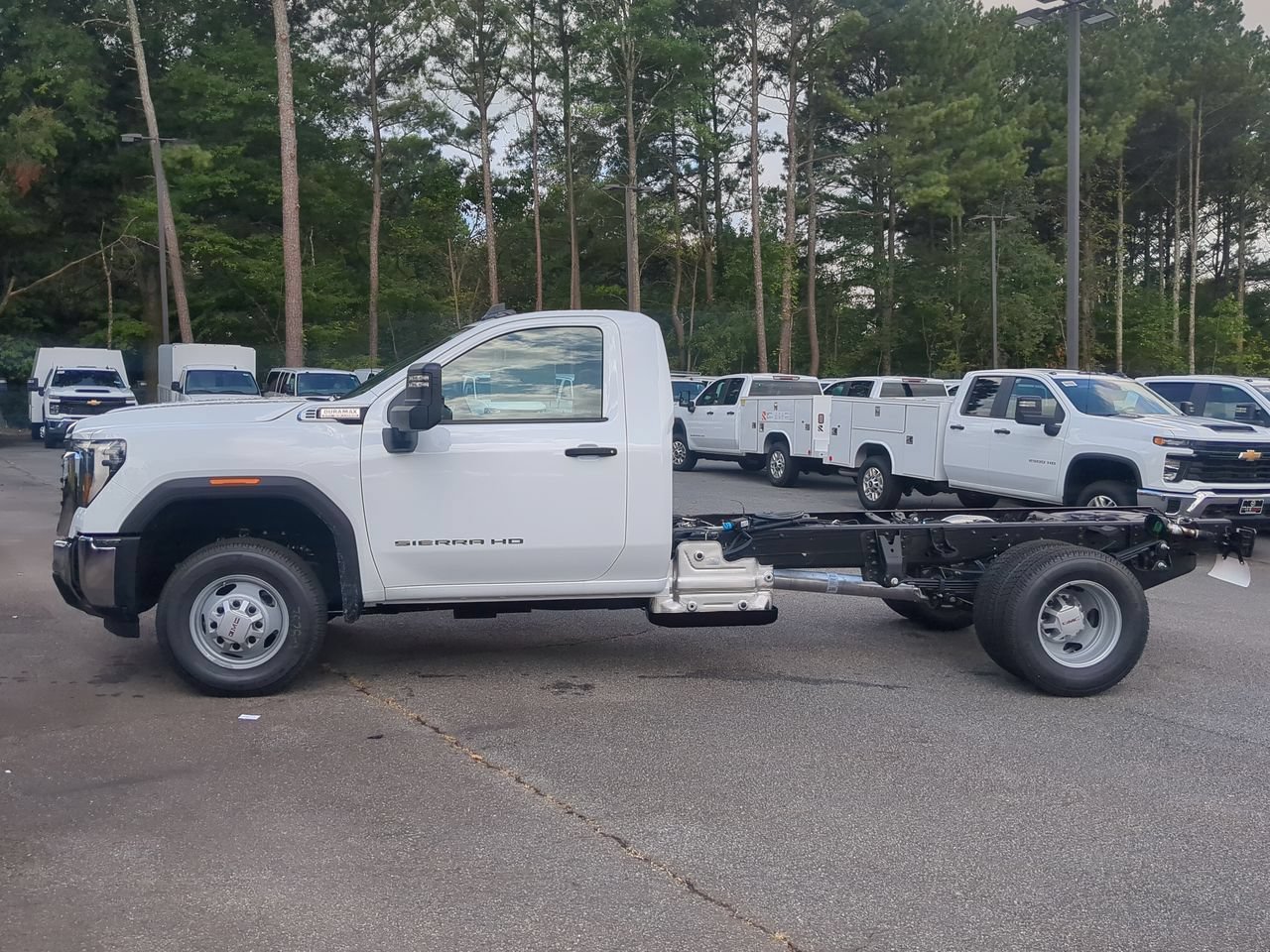 New 2026 Summit White GMC Pro image 5
