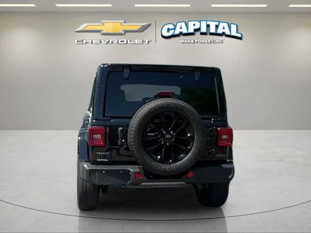 Used 2022 Black Jeep Unlimited Sahara 4x4 image 4