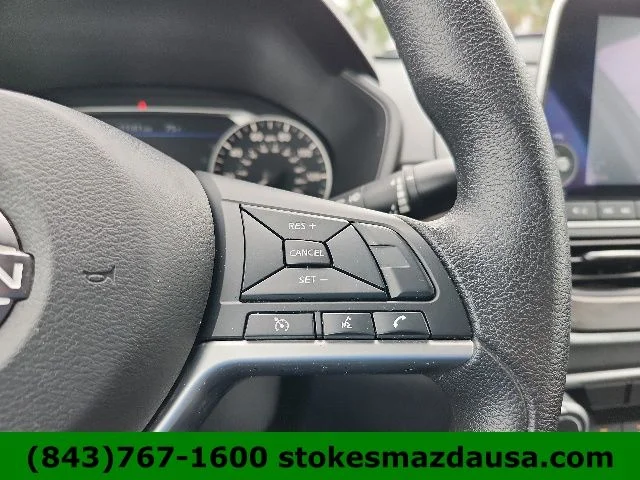 Used 2023 Gray Nissan 2.5 SV image 3