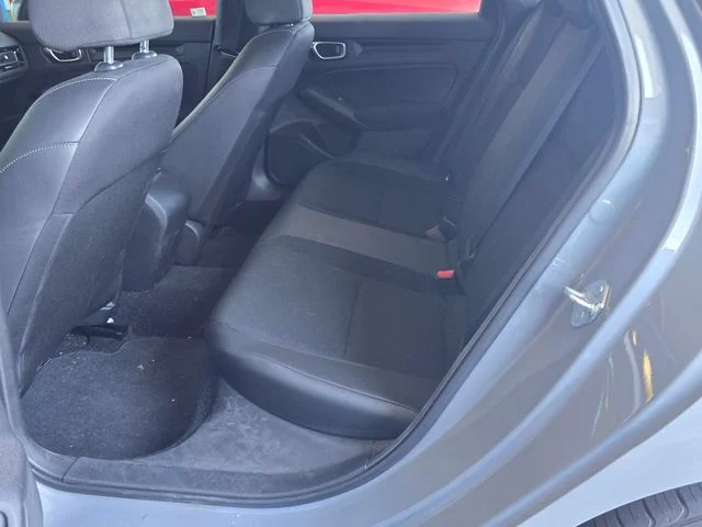 2025 Honda Civic Hatchback Sport - Photo 17