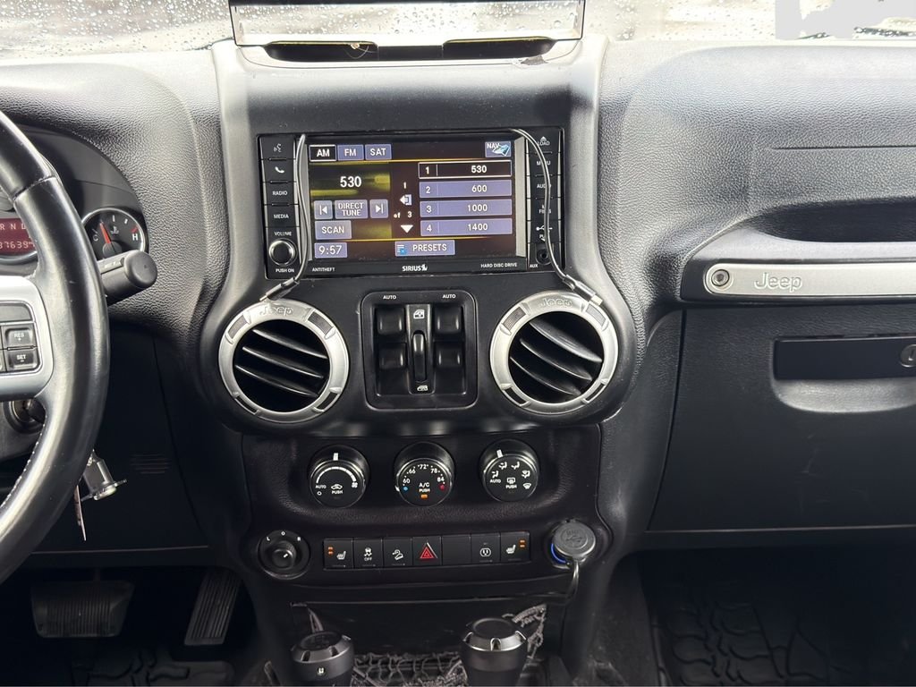 Used 2016 Black Jeep Unlimited Rubicon image 14