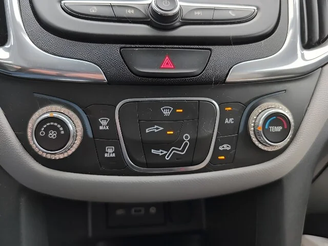 Used 2020 Summit White Chevrolet LS image 20