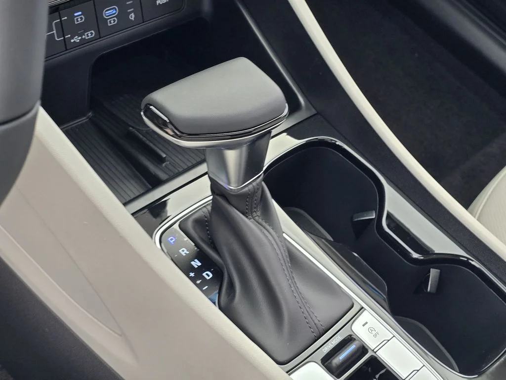 New 2026 Gray Hyundai SEL Premium image 20