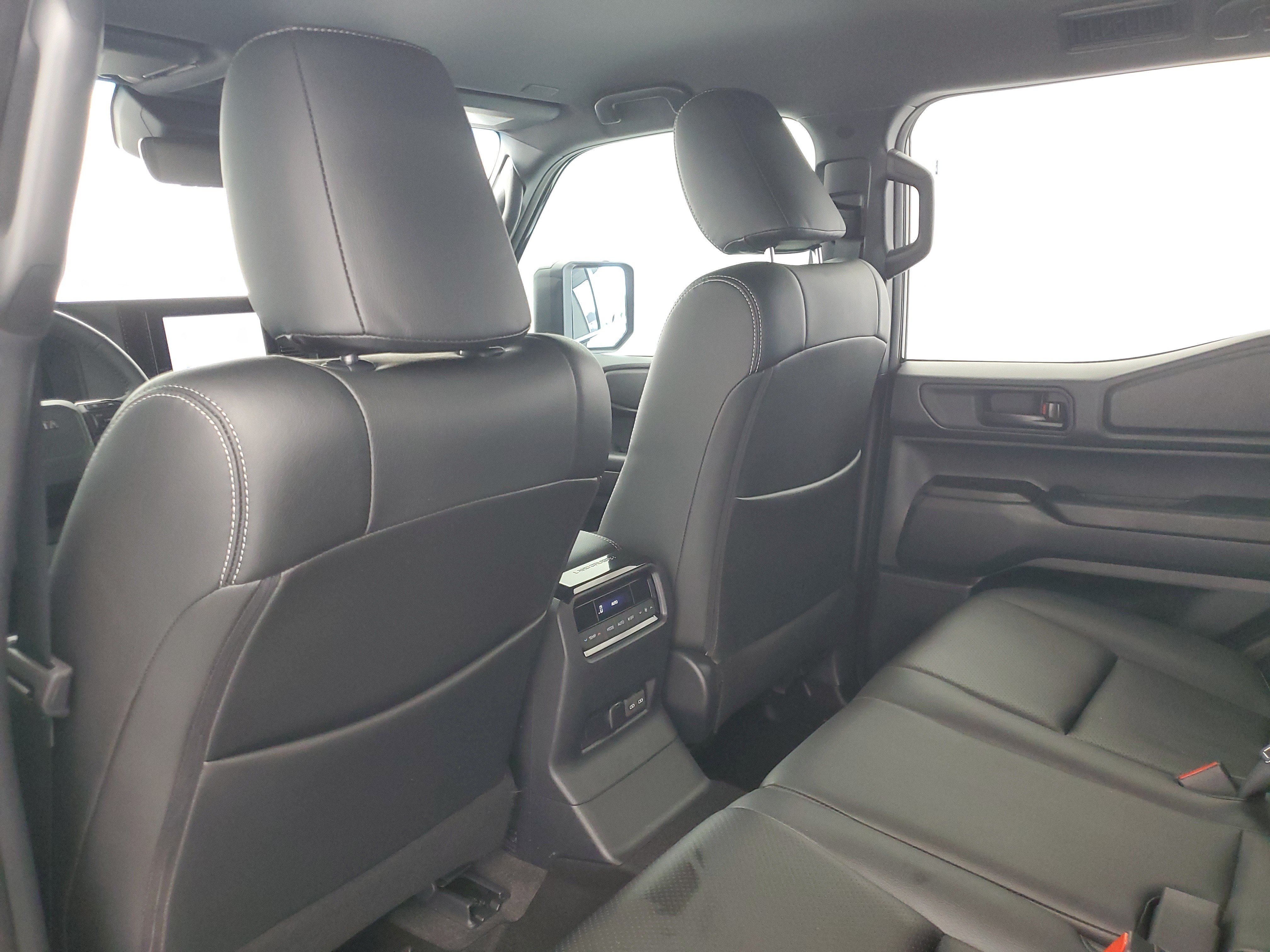 Used 2025 Black Toyota Base image 14