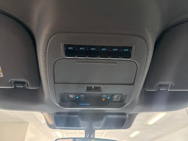 New 2027 Oxford White Ford F-350® XL image 34