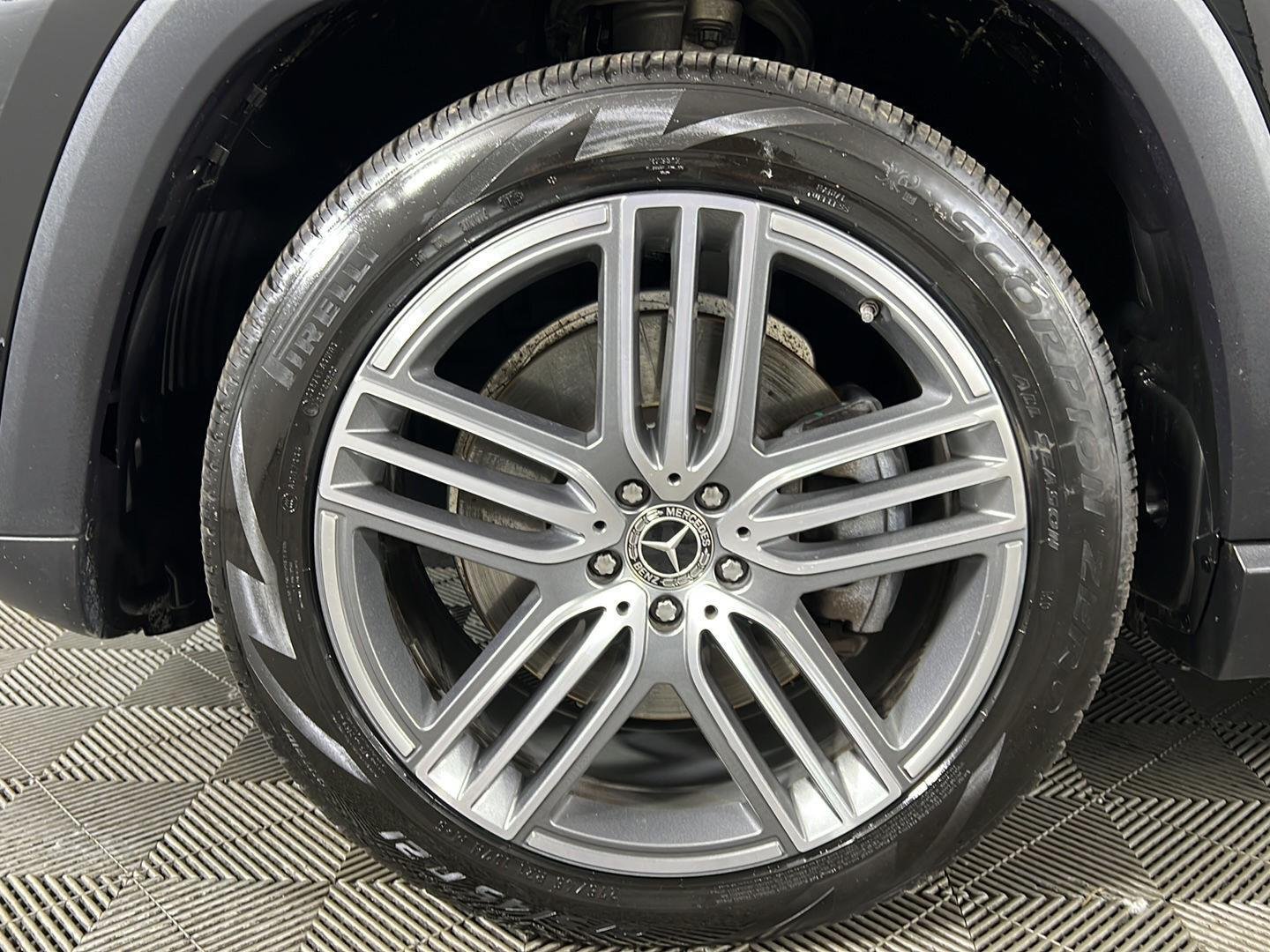 Certified Used 2026 Black Mercedes-Benz GLS 450 image 40
