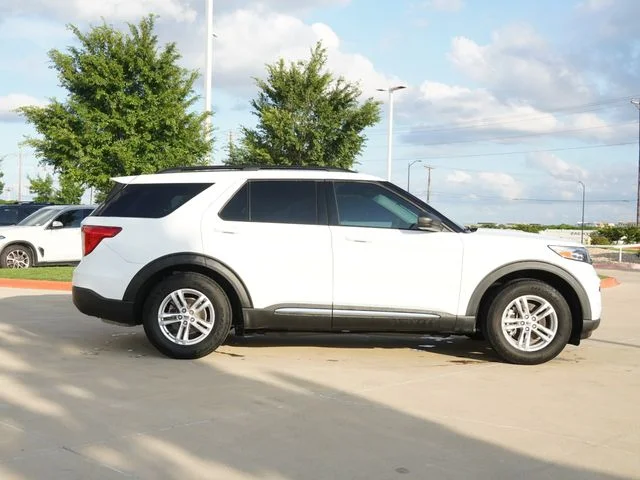 Used 2021 White Ford XLT image 10
