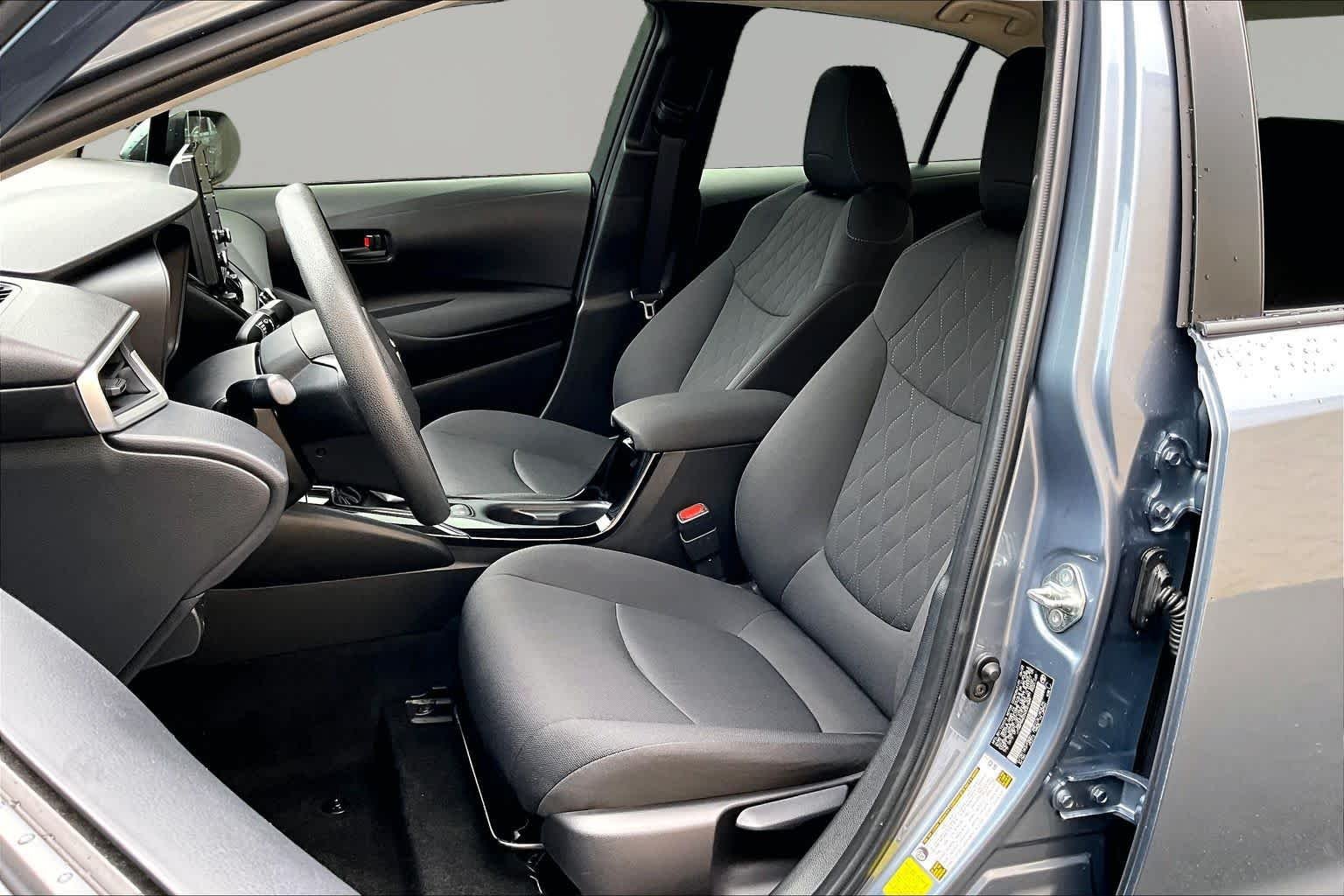 Used 2022 Celestite Toyota LE image 8