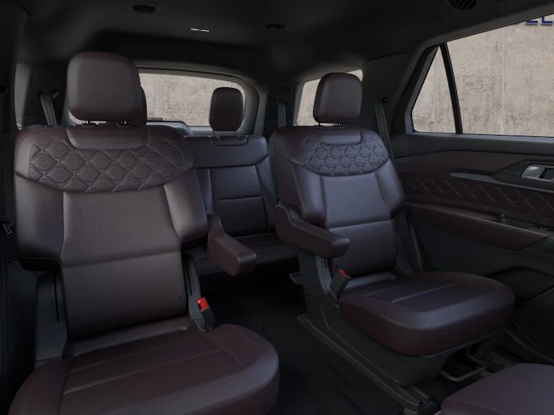 New 2026 Star White Metallic Tri-Coat Ford Platinum™ image 11