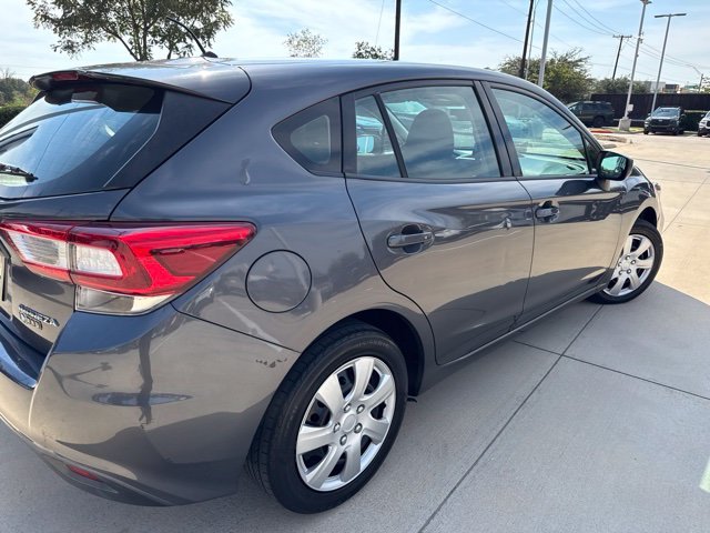 Used 2018  Subaru 2.0i image 3