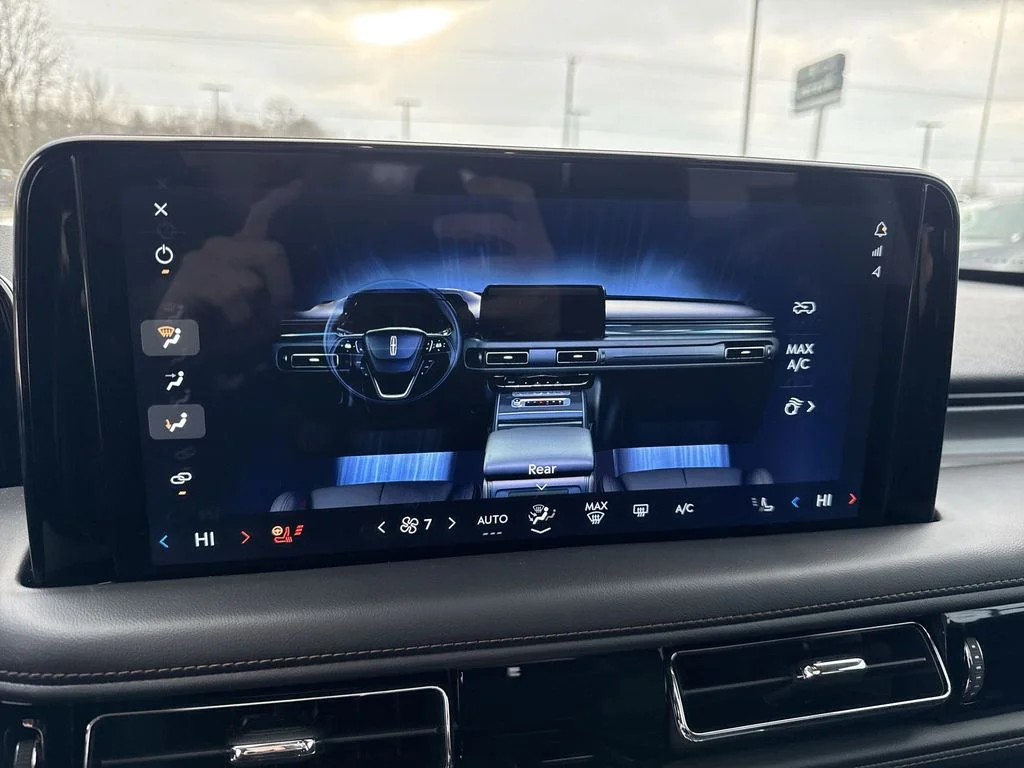 2025 Lincoln Aviator Premiere - Photo 19