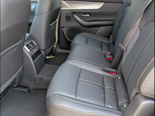 2025 Mazda CX-90 Preferred Package - Photo 10