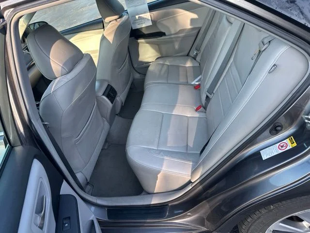 Used 2015 Gray Toyota XLE image 10