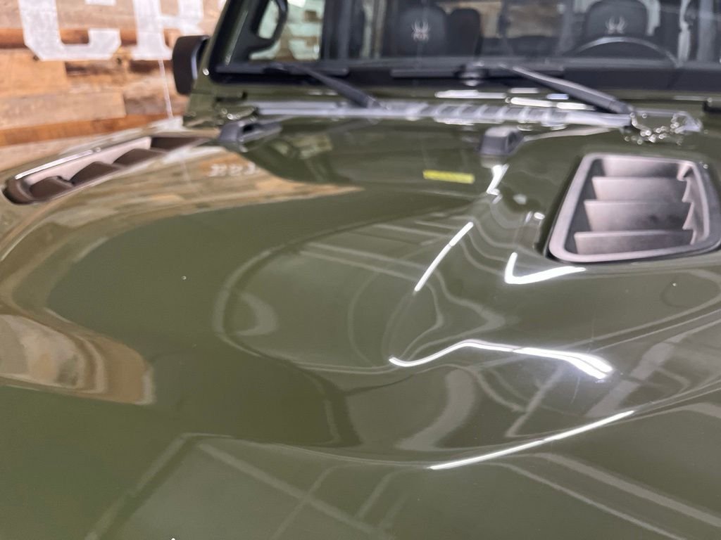 Used 2021 Green Clearcoat Jeep Overland image 9