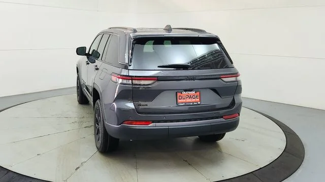 New 2026 Baltic Gray Metallic Clearcoat Jeep Altitude image 8