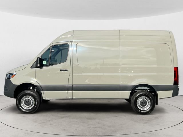 New 2026  Mercedes-Benz Cargo 144 WB image 2