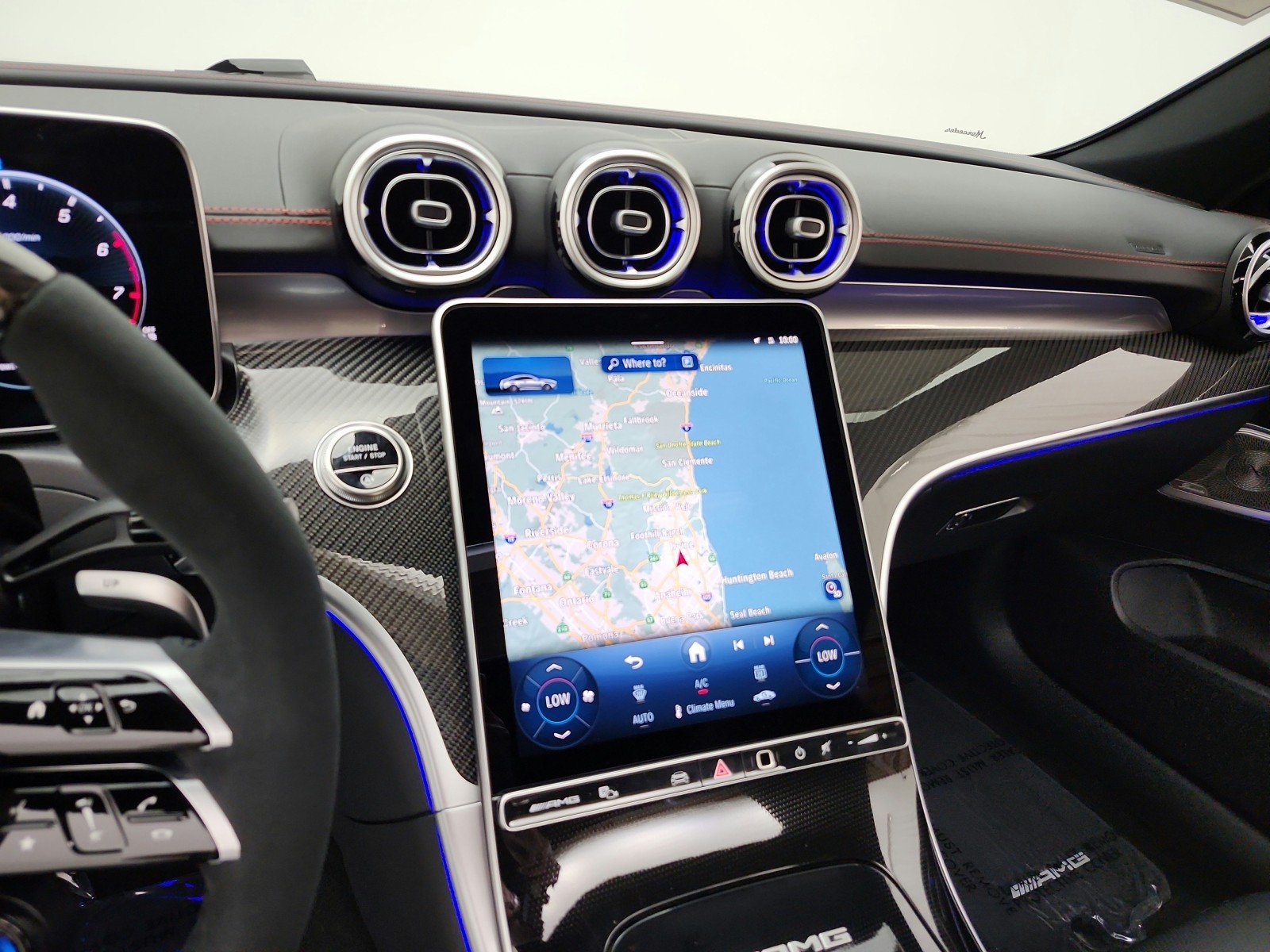 New 2027 MANUFAKTUR exclusive graphite grey magno Mercedes-Benz AMG® CLE 53 4MATIC+ Coupe image 10