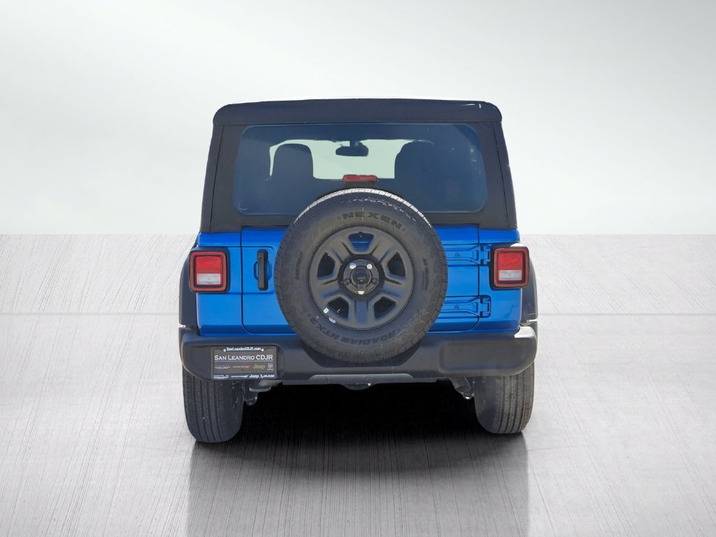 New 2026 Hydro Blue Pearl-Coat Exterior Paint Jeep Sport image 5