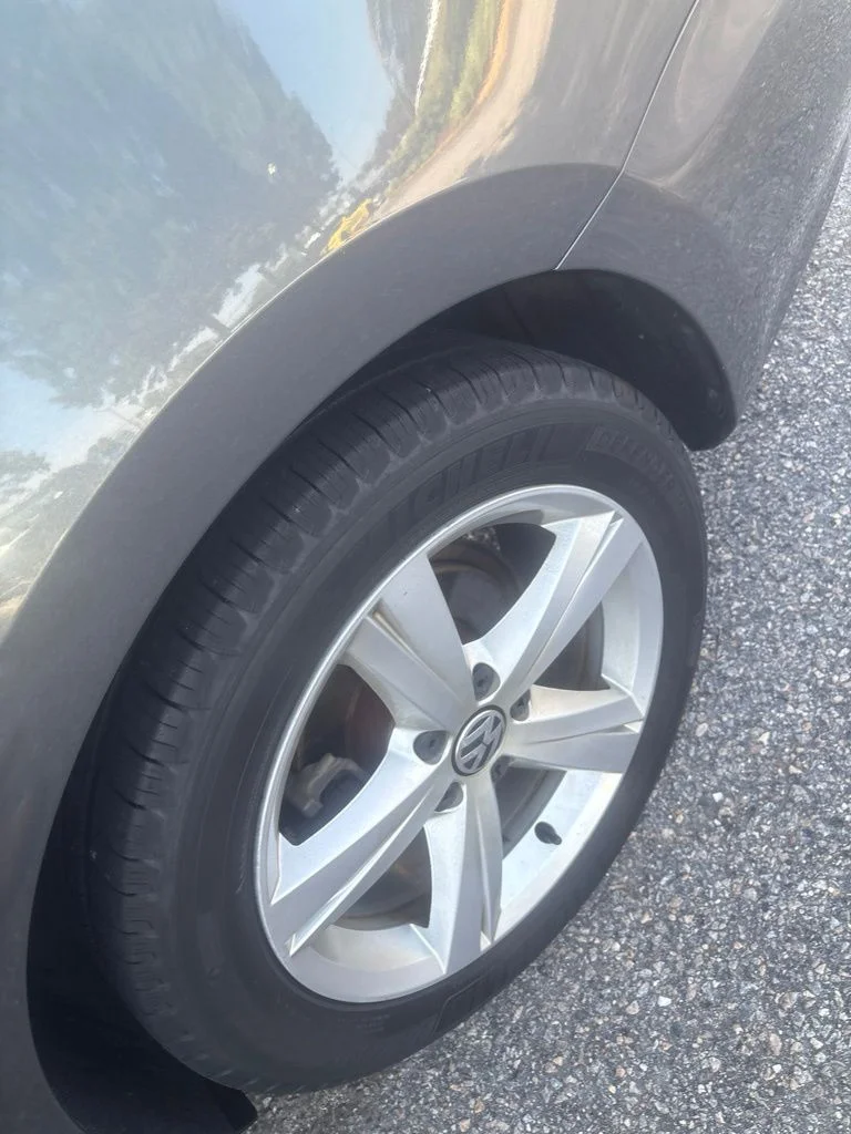 Used 2014 Gray Volkswagen 2.5 SE image 12