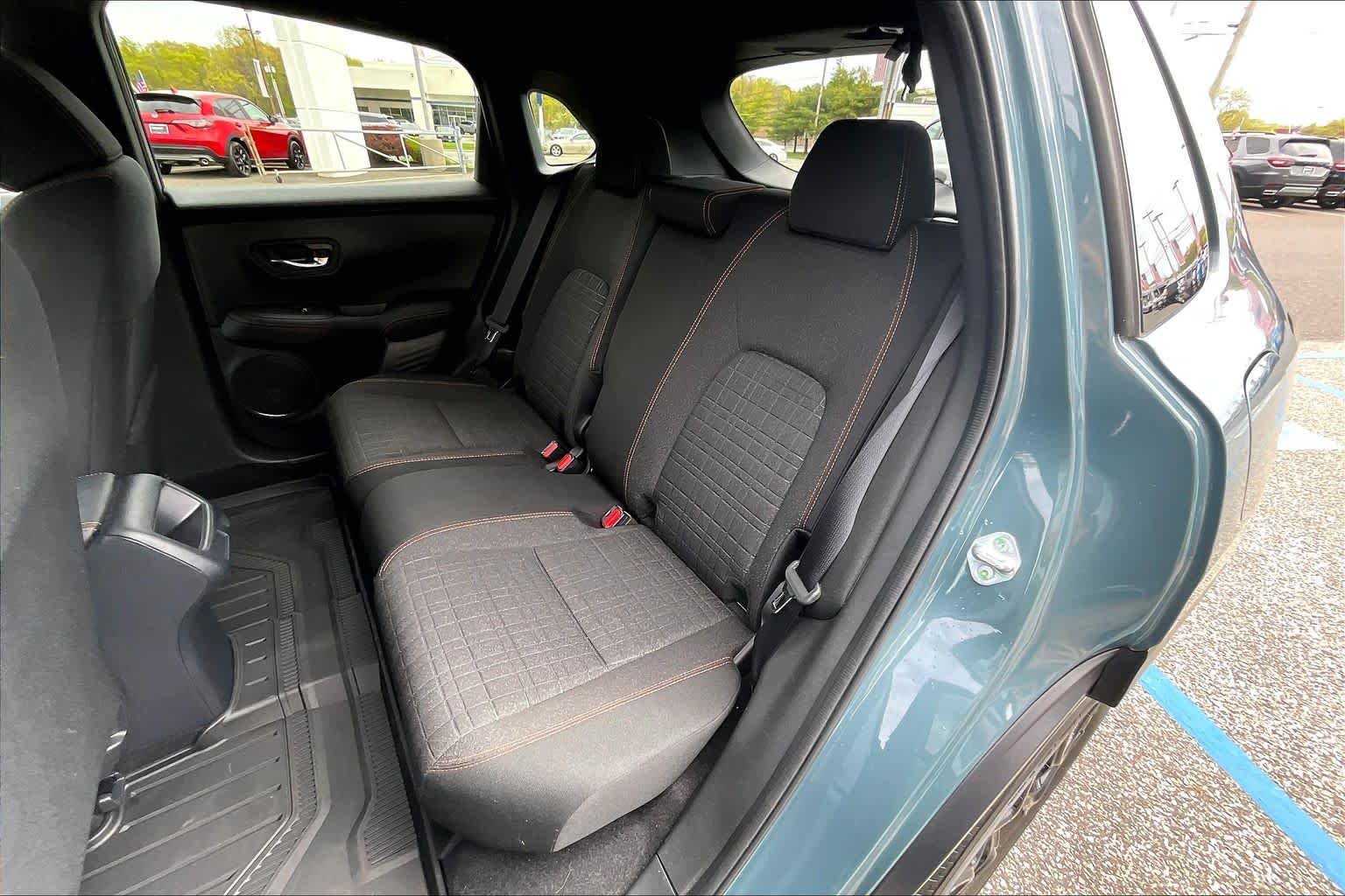 2025 Honda HR-V Sport - Photo 21