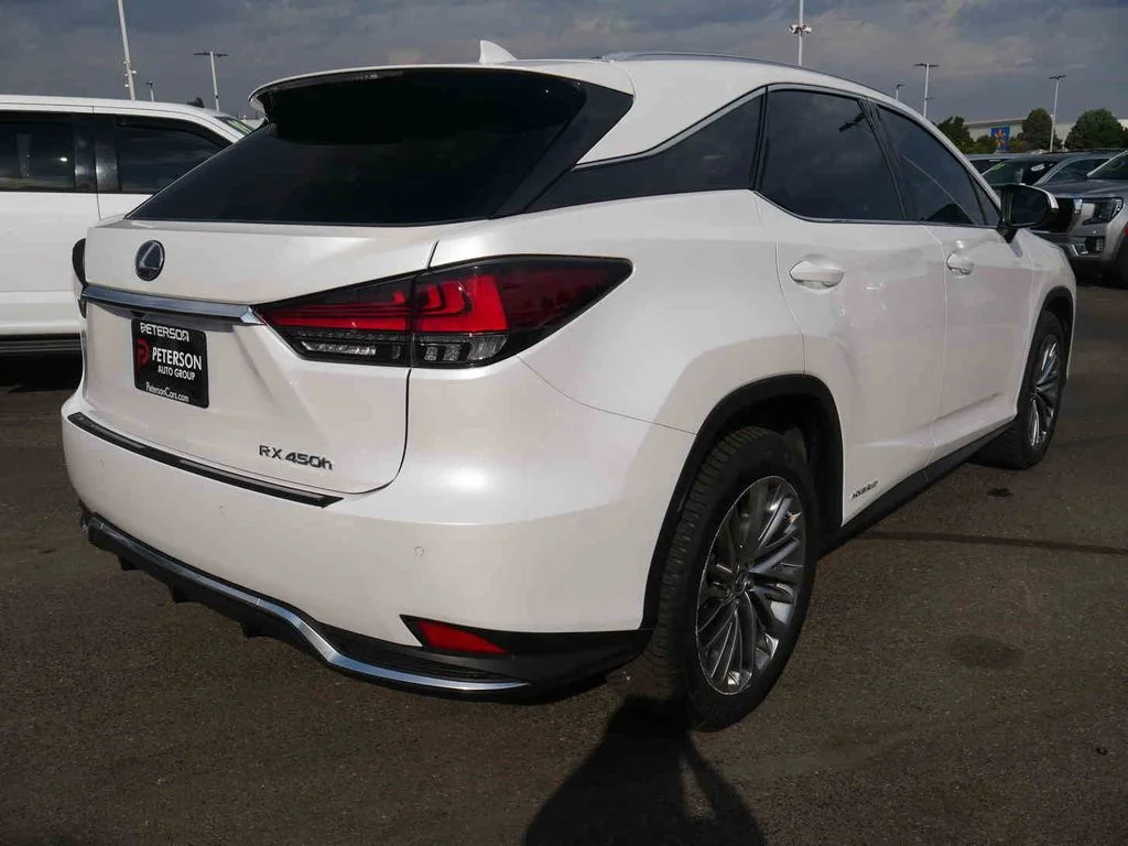 Used 2022 White Lexus 450h image 22