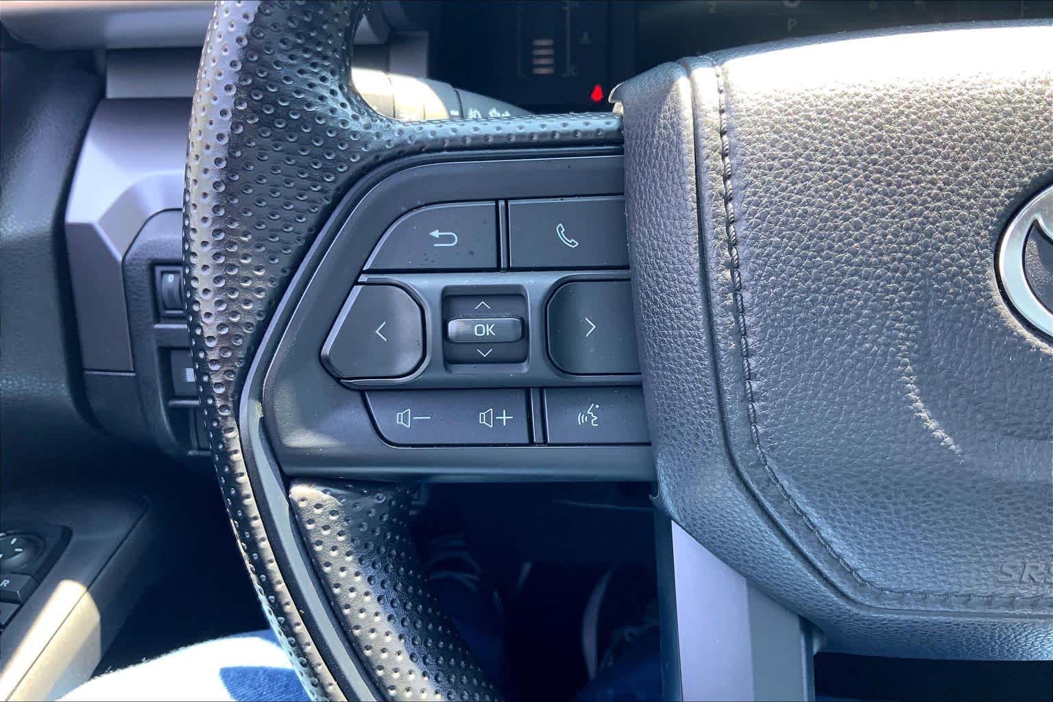 Used 2025 Underground Toyota SR5 image 23