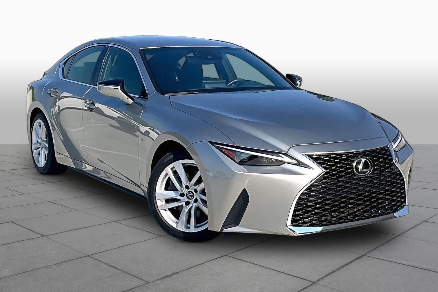Used 2021 Atomic Silver Lexus  image 4