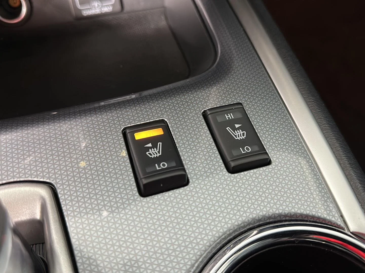 Used 2020 Gun Metallic Nissan SL image 19