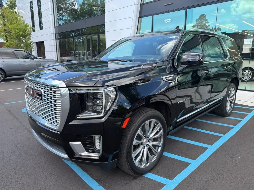 2022 GMC Yukon 4WD Denali's photo