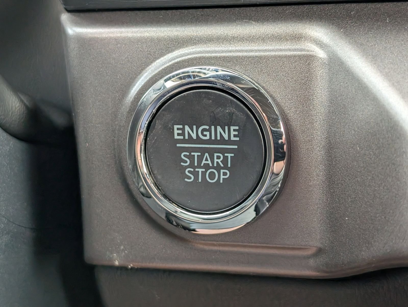 New 2026 Oxford White Ford XLT image 30
