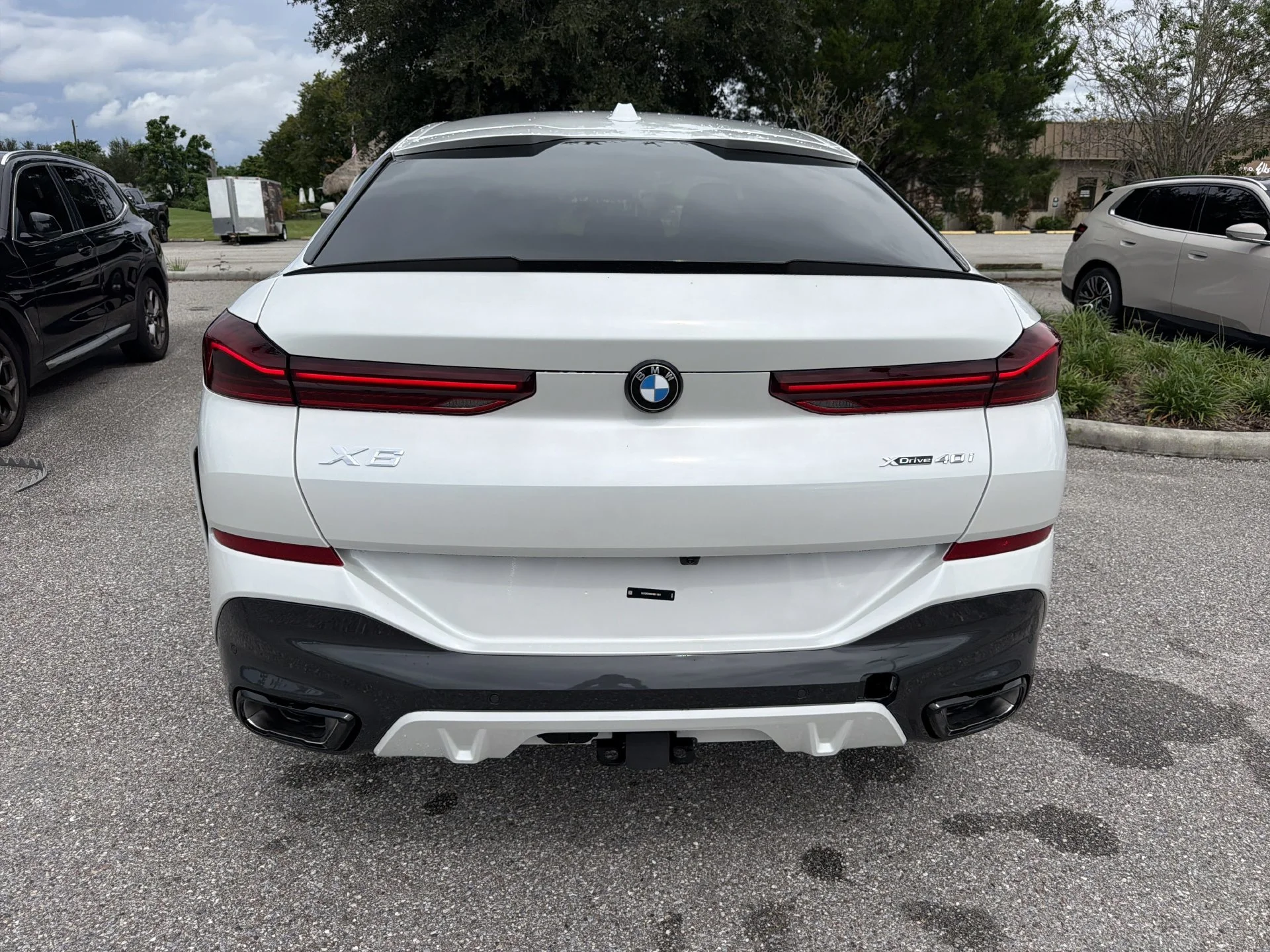 New 2027 Mineral White Metallic BMW xDrive40i image 5